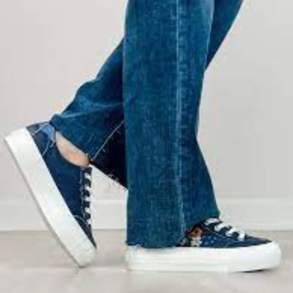 NEW BLOWFISH Sadie Sneakers in navy for women 266 2T7 - Picture 10 of 11